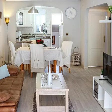 Awesome In With Wifi, Outdoor Swimming Pool And Swimming Pool Appartamento